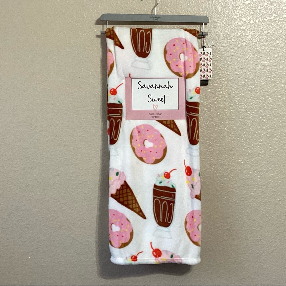 Savannah Sweet White Plush Throw with Assorted Sweets Print